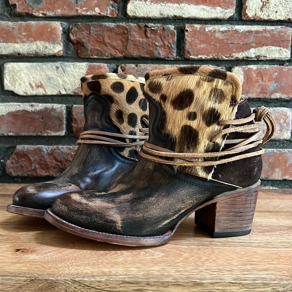 Freebird by Steven Brown Leather & Leopard Print Ankle Booties - Picture 3 of 9